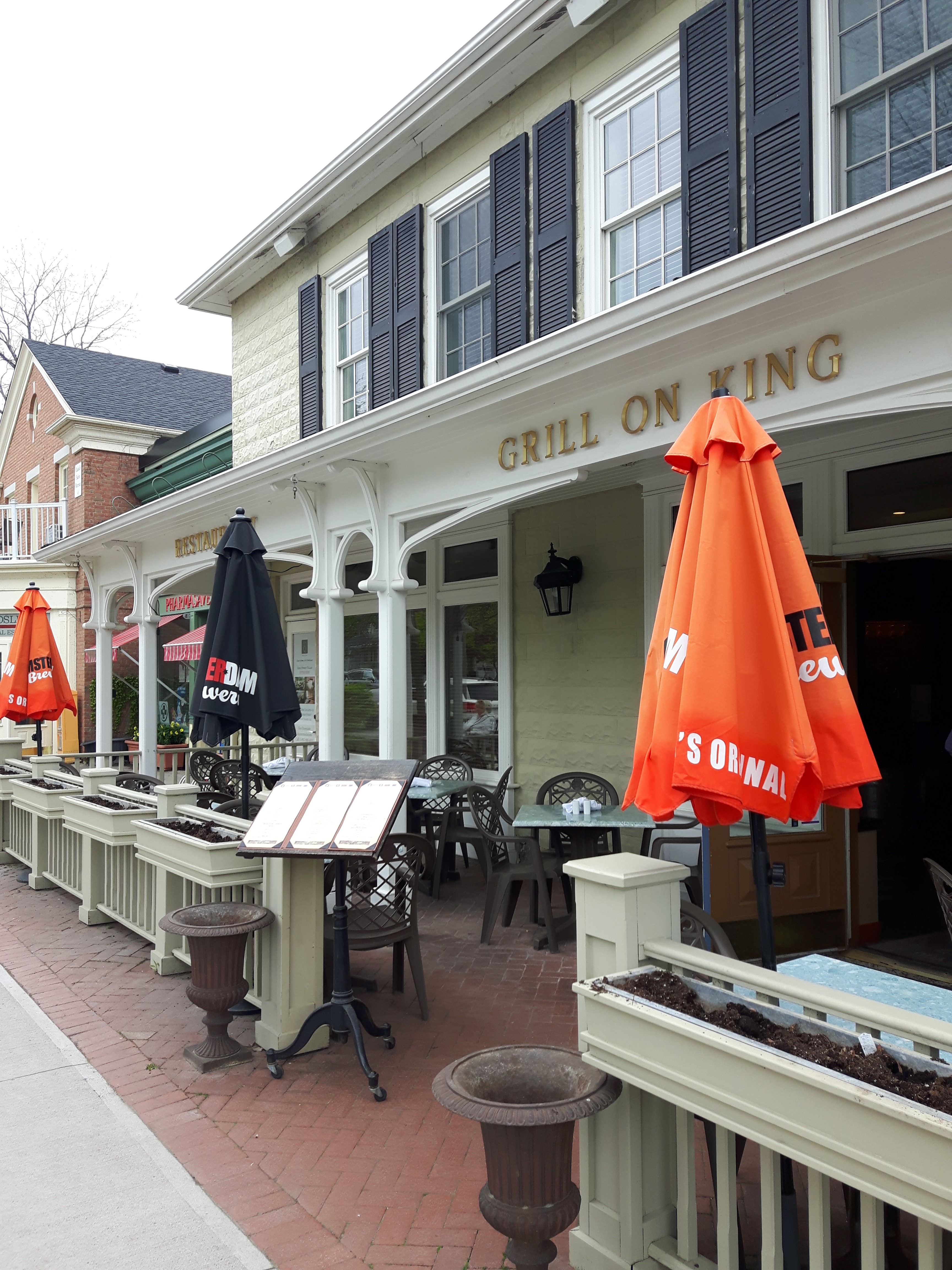 explore-restaurants-niagara-on-the-lake-grill-on-king