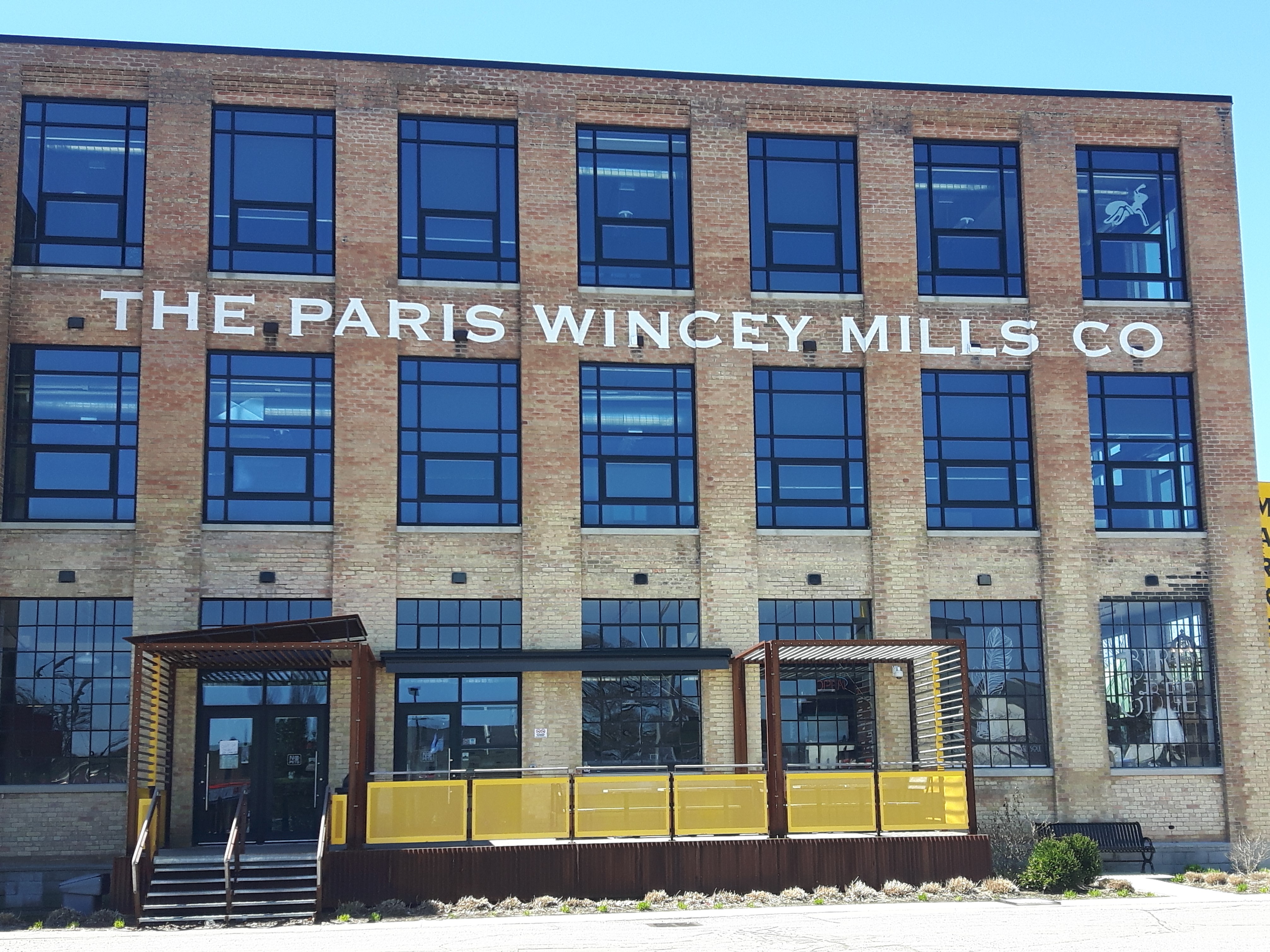 explore-shopping-paris-ontario-wincey-mills