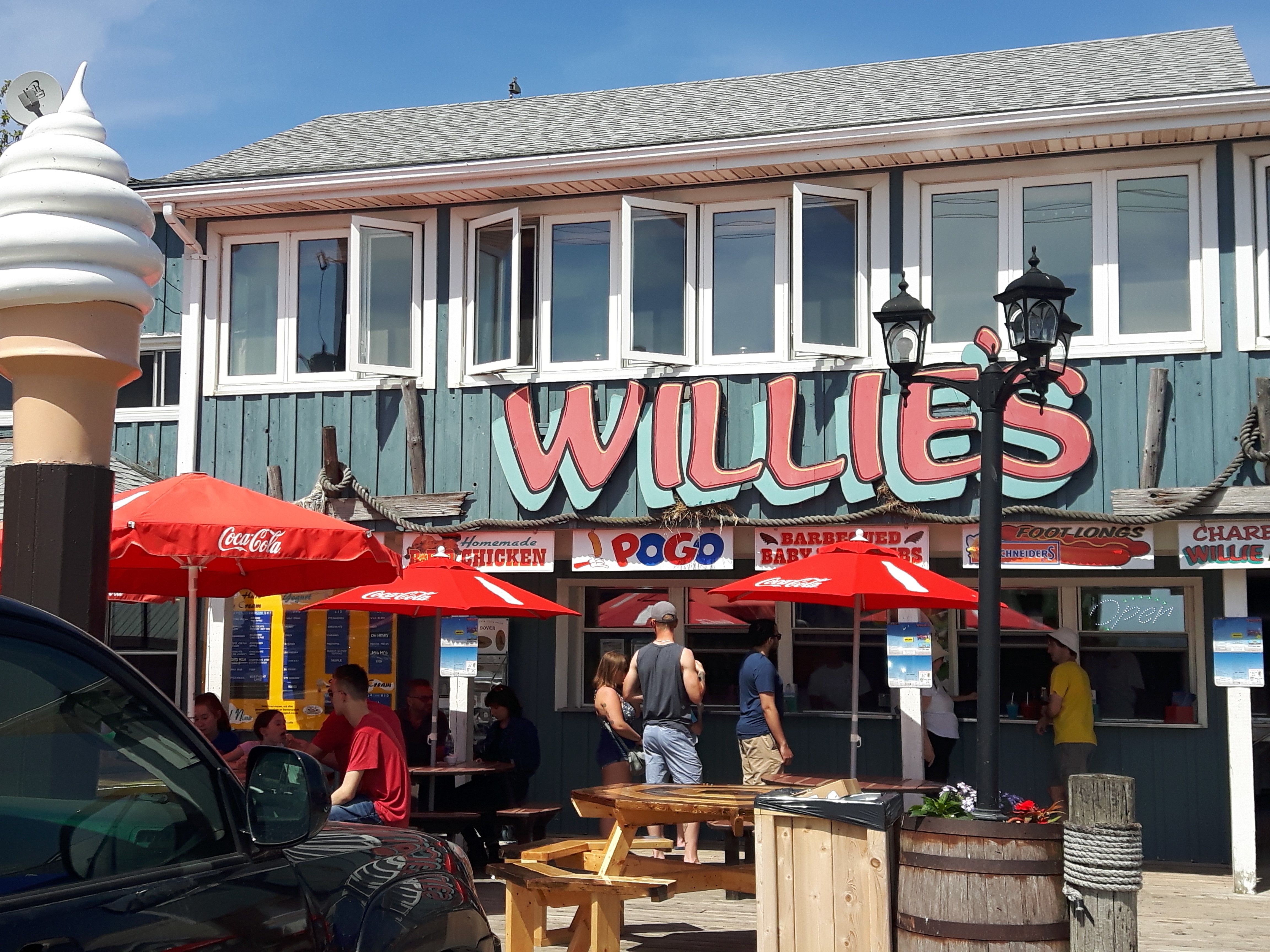 Willies is a popular take-out restaurant in Port Dover.  It does get busy, so be prepared to wait a bit for your food.