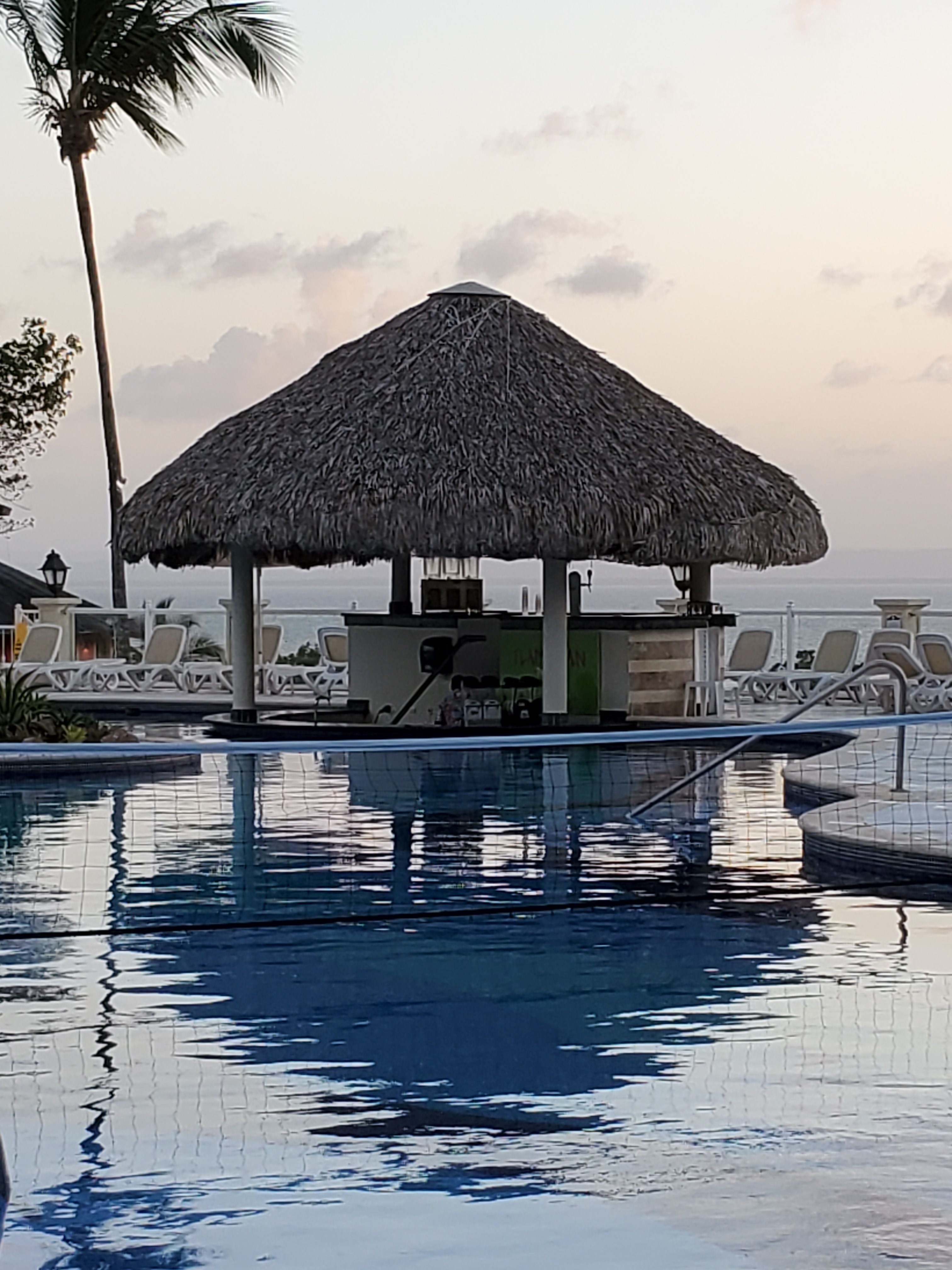 No need to leave the pool for a cocktail.  Swim up to the lobby bar