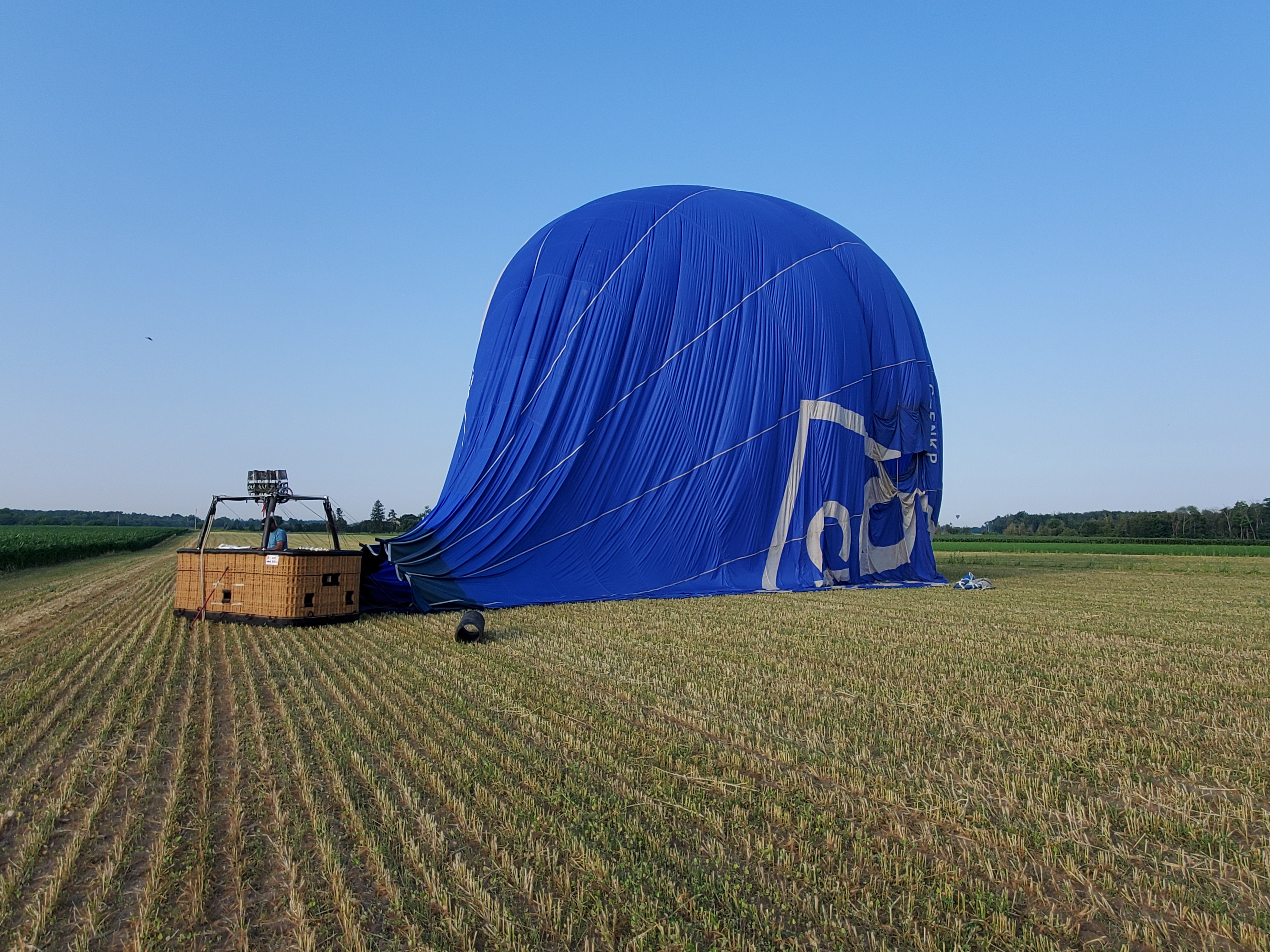 Take a Champaign flight in a hot air balloon with Sundance Balloons