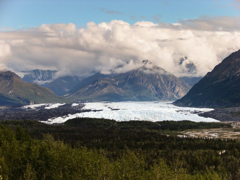 The Fool Proof Packing Guide For Adventures in Alaska