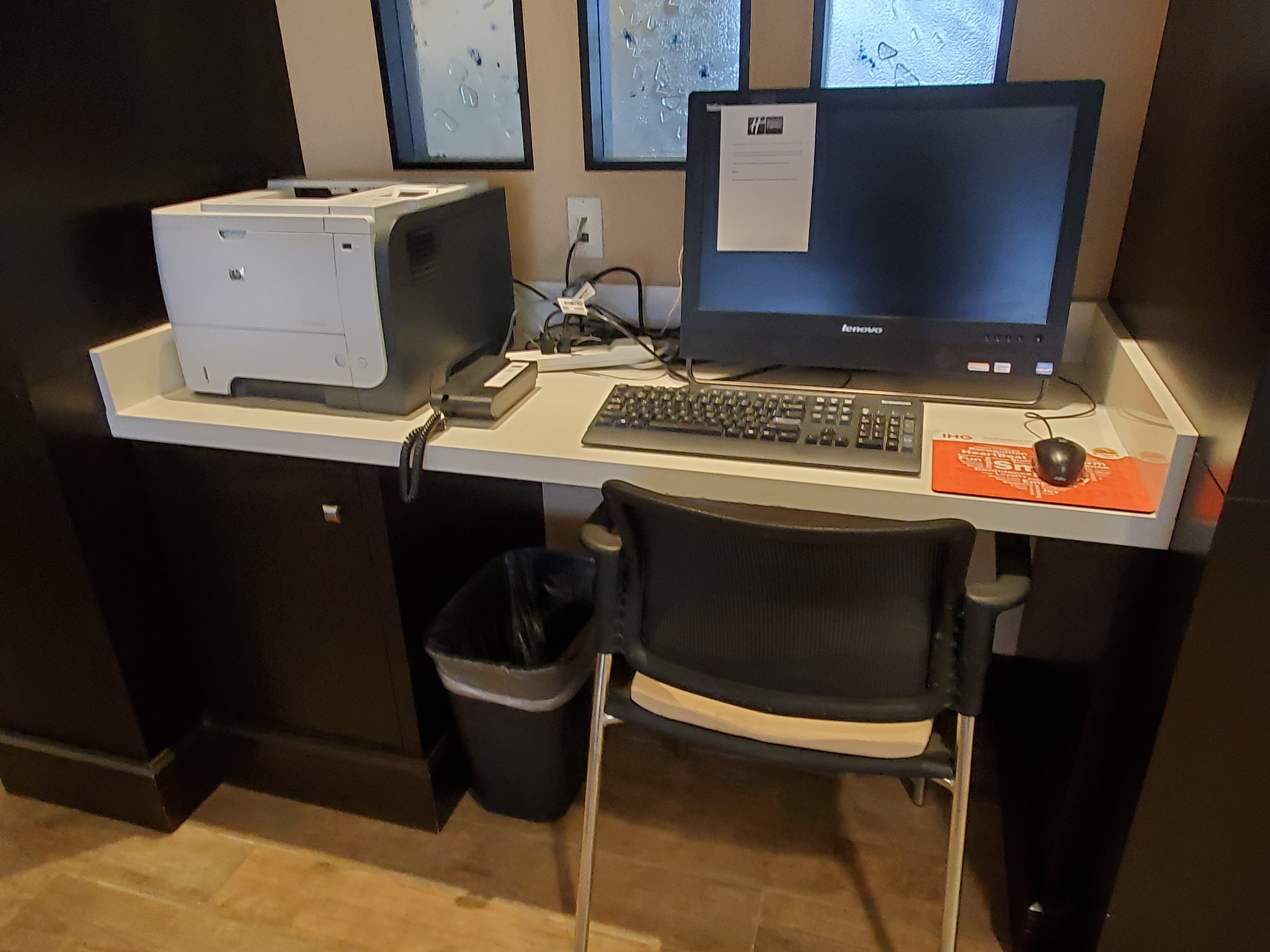 A small office is one of the many amenities you will find at the Holiday Inn & Suites, St. Jacobs, Ontario