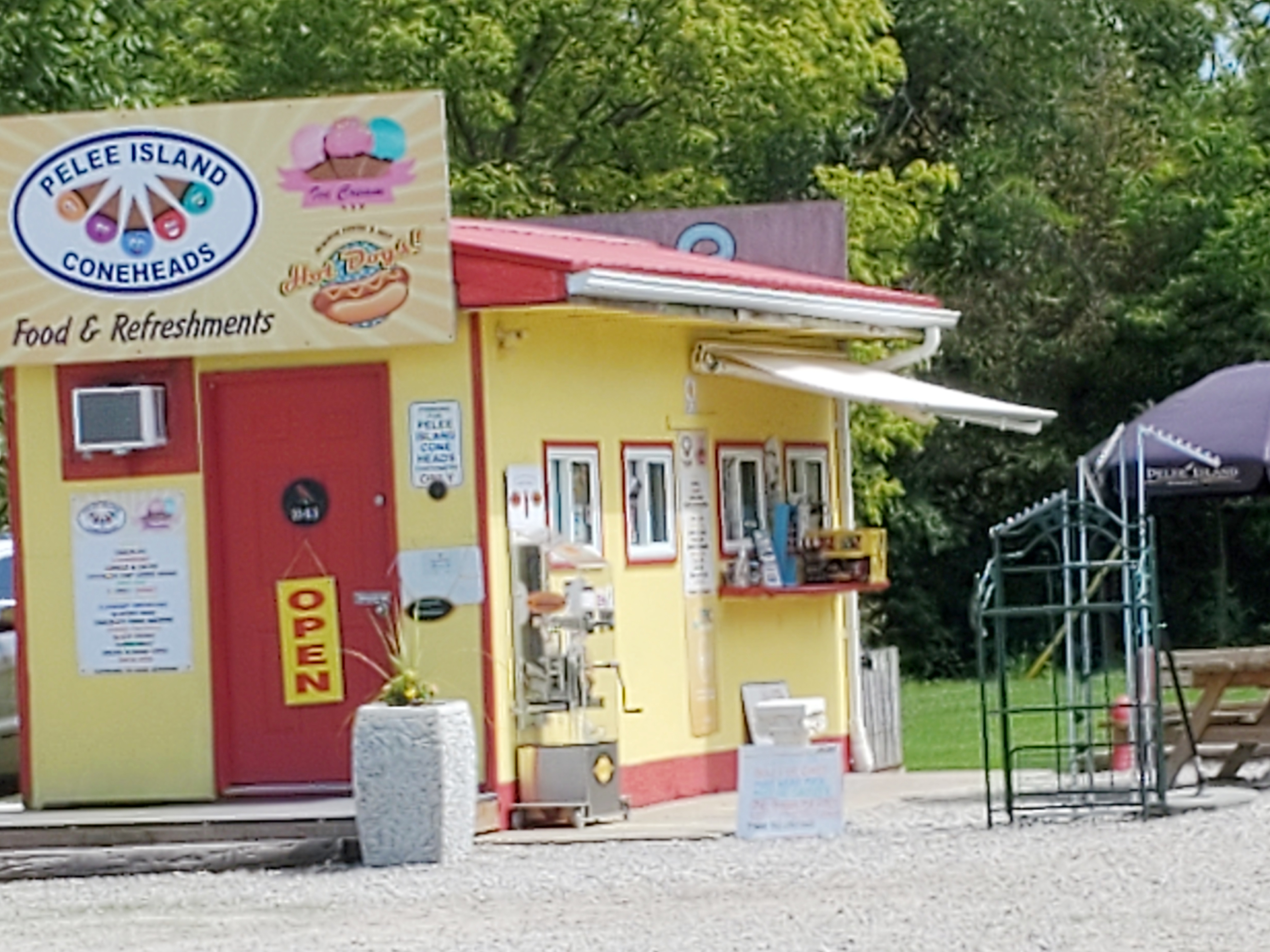 There aren't many restaurants on Pelee Island, I recommend packing a picnic