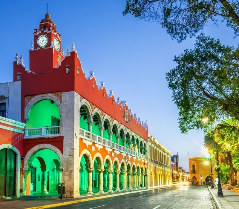 Located in the center of the Yucatan Peninsula, Merida makes a great home base to explore the surroundings areas