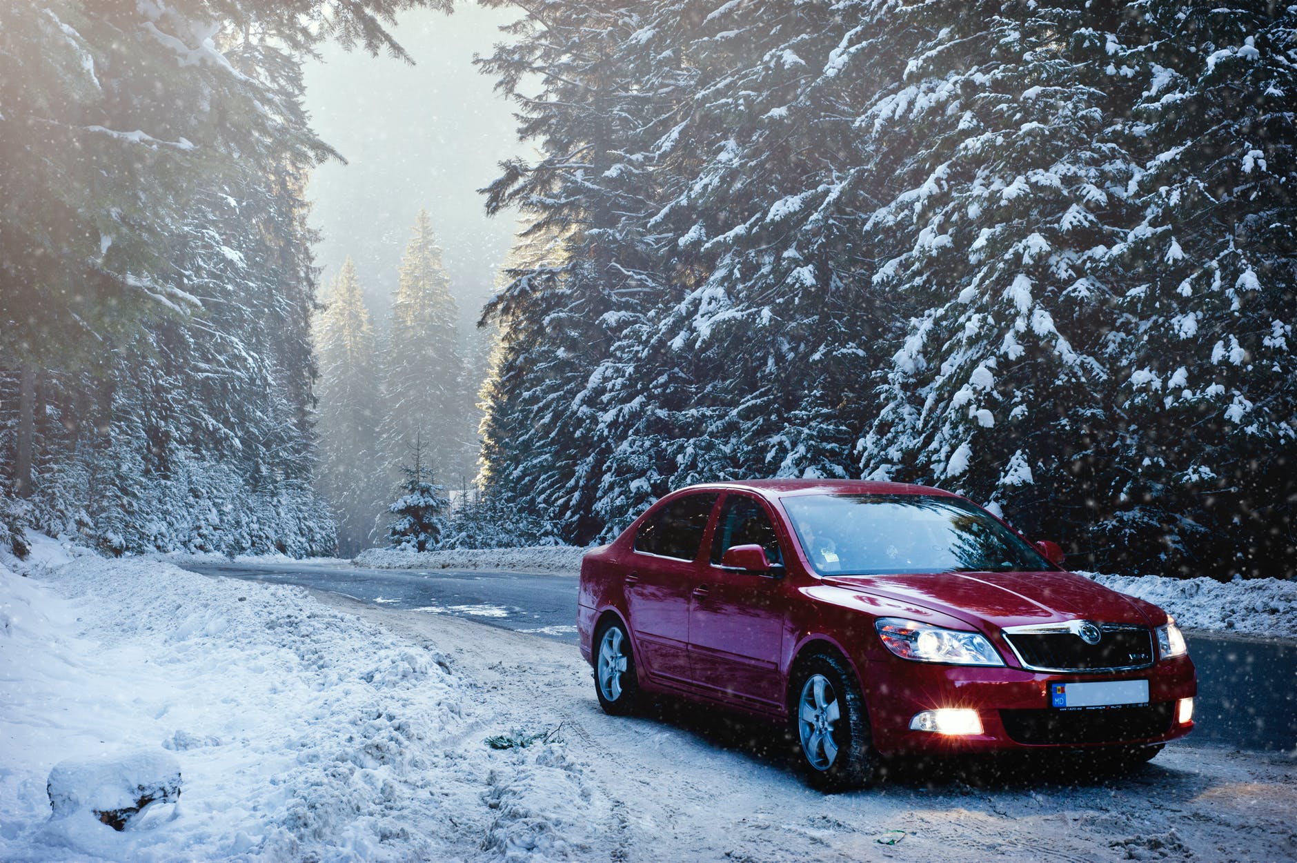 What you need to know about driving in the Canadian winter and the benefits of snow tires