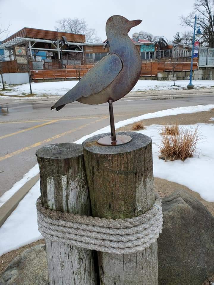 Listen to live music and meet new friends at the band shelter on the beach in Grand Bend