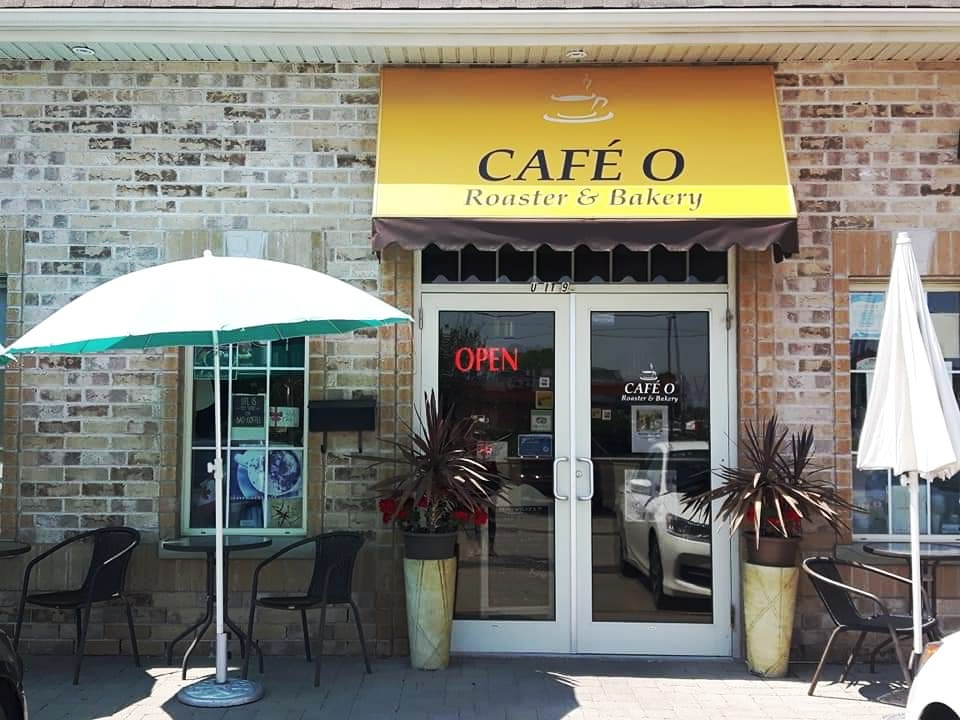 Cafe O is a jovial coffee shop located in the City of Kitchener.  It offers a variety of hot and cold coffee drinks as well as an extensive lunch menu.