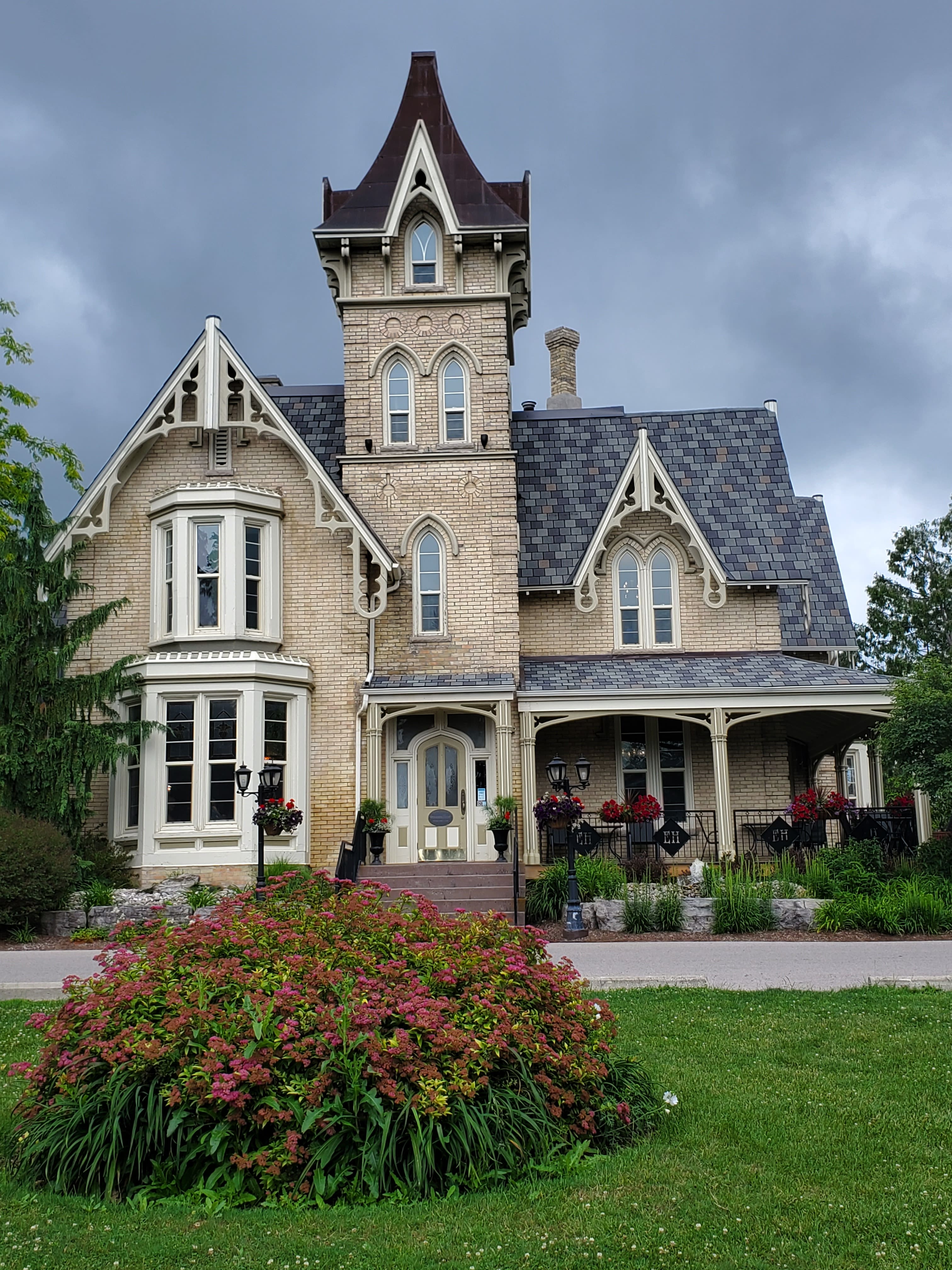 Fine dining at the Elmhurst Inn, Ingersoll, one of the best places to eat and drink in Oxford County