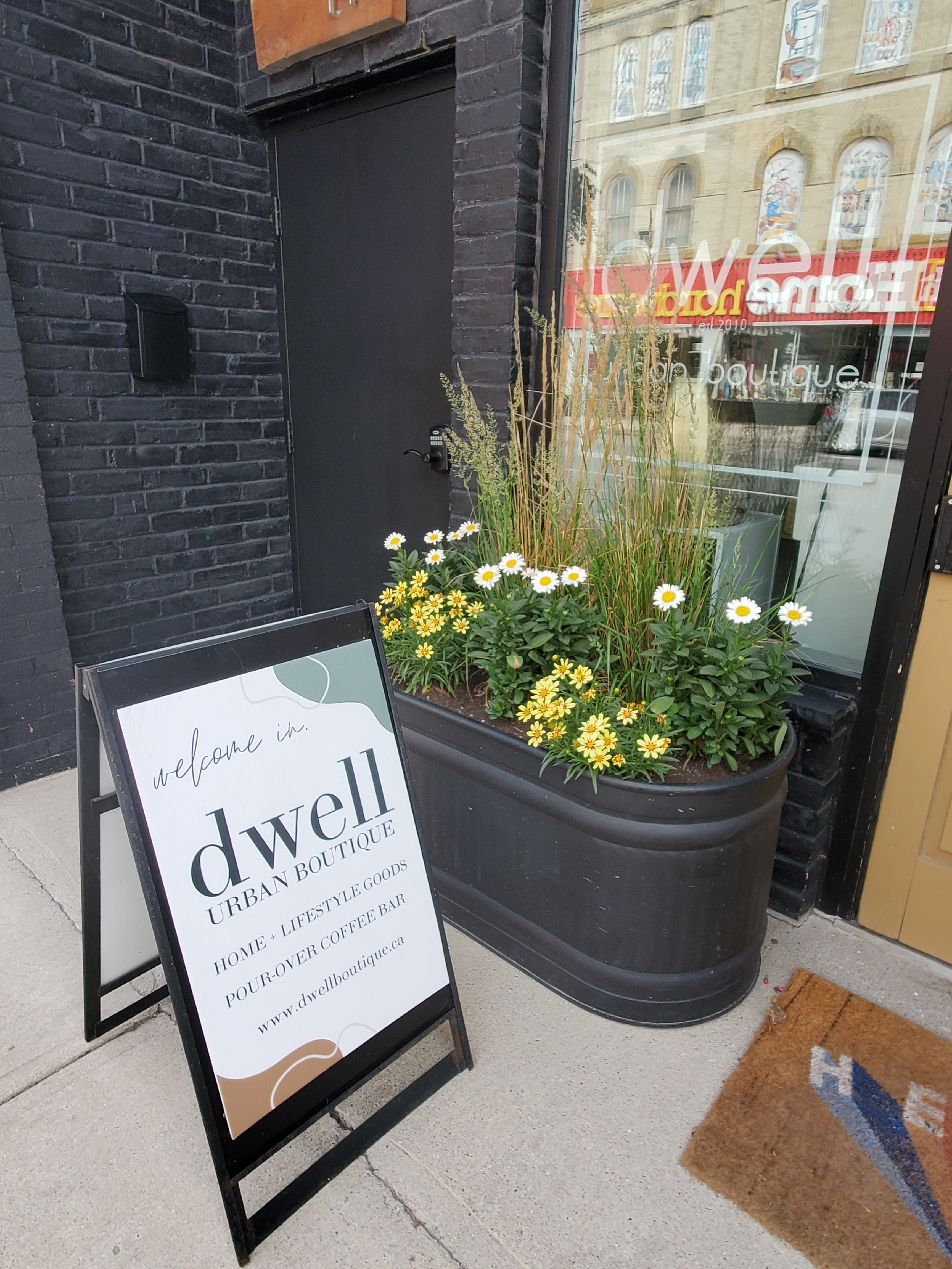 To unload when arriving at The Lofts at One Four Seven, street parking is available right out front.