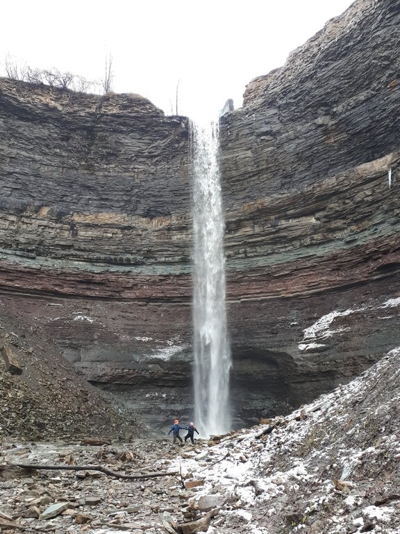 Devil's Punch Bowl offers one of the best waterfalls in the Hamilton area.  You will definitely want to add this hike to your bucket list this Winter.