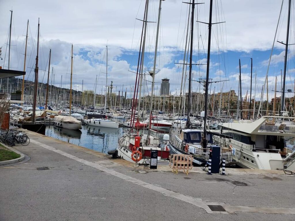 The vibrancy of Barcelona's harbour came as a surprise.  I would have never expected to see so many sail boats