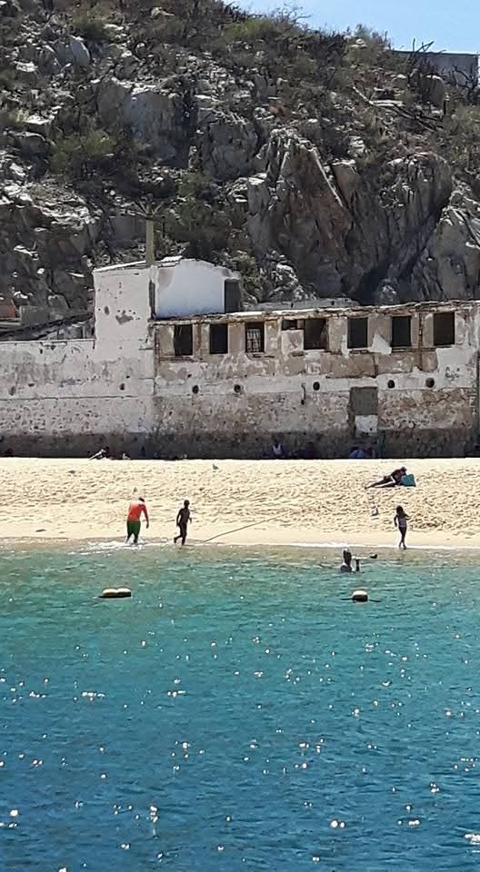 Los Cabos is the main attraction located in the Baja California Peninsula, but there is much to see when on a day trip from Cabo San Lucas