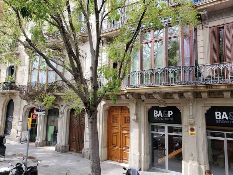 Best areas to stay in Barcelona for first-time visitors