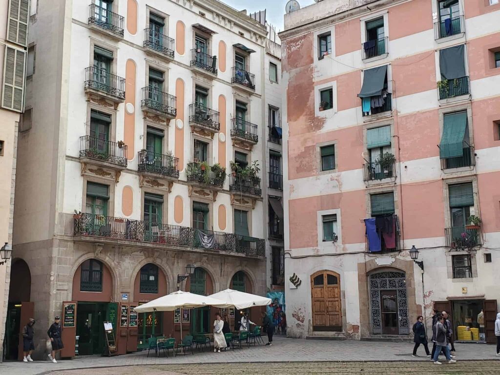 Where to stay when visiting Barcelona can make or break your trip.  The Gothic Quarter is the ideal spot to stay for first time visitors