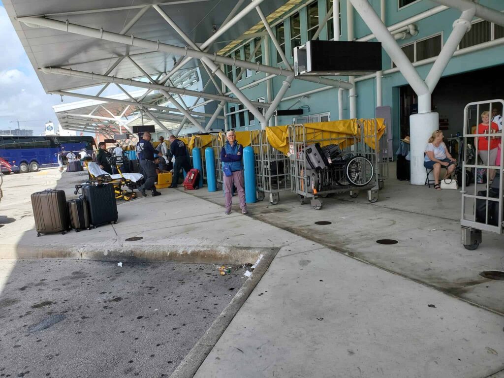 Embarkation is very chaotic and crowded. If you dislike crowds, then cruising might not be for you