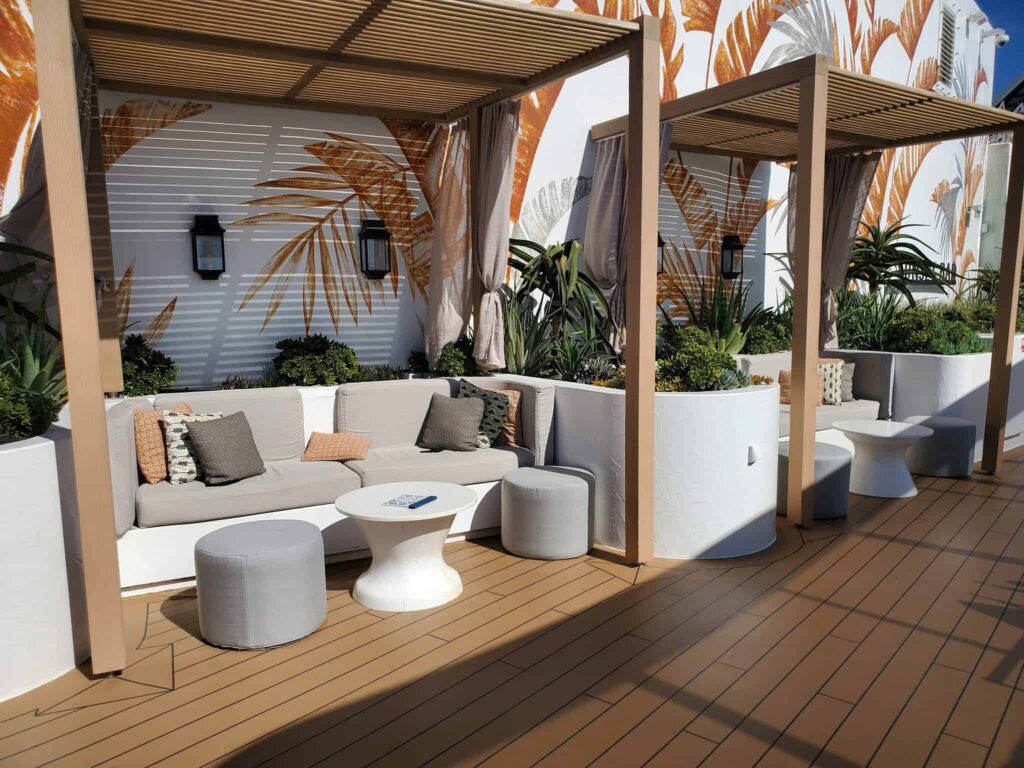 There are many pros and cons of cruising, but lounging in the quiet spots is definitely the best part of cruising